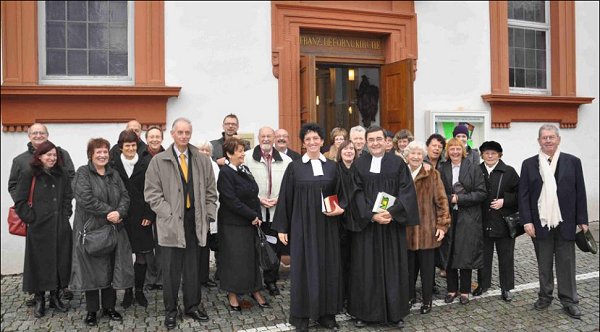 Gruppenfoto Besuch aus Marsillargues